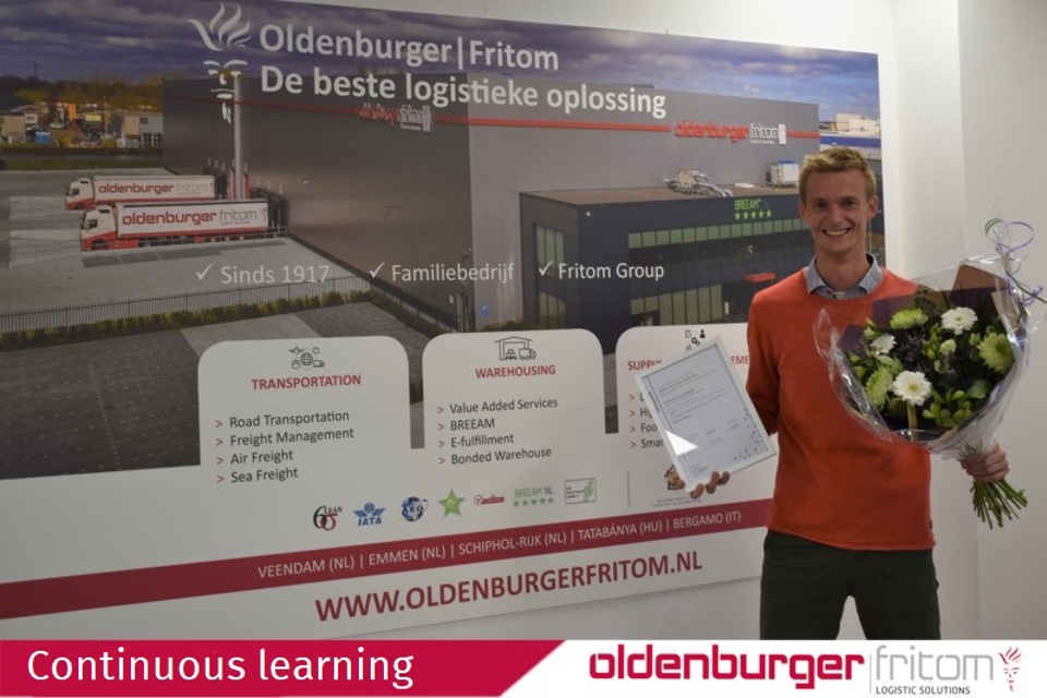 Colleague Melvin van Zonneveld graduated for college education at NHL Stenden University.